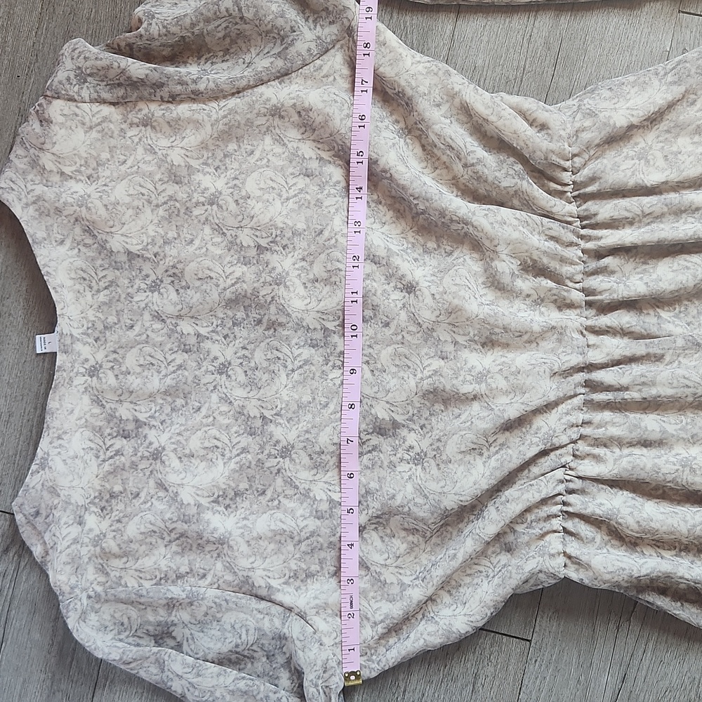 GILLI Long Sleeve Patterned Faux Tie Waist Dress V-Neck Lightweight Size L - Picture 11 of 12